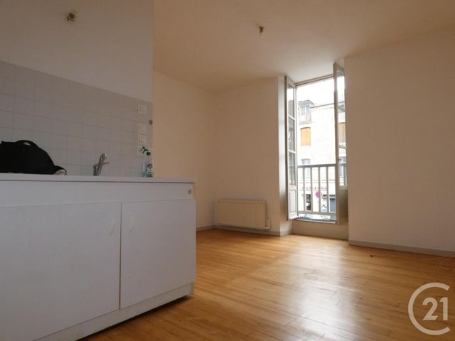 Afficher la photo en grand Appartement T2 à louer - 2 pièces - 38.72 m2 - SOUILLAC - 46 - MIDI-PYRENEES - Century 21 Cabinet Théron