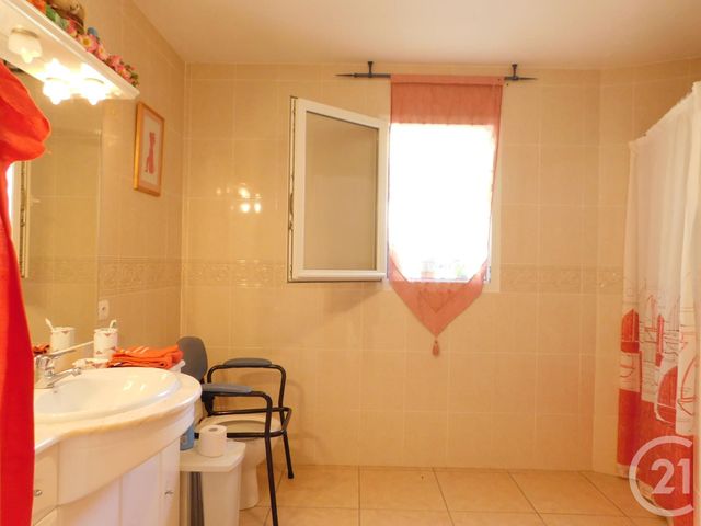Afficher la photo en grand maison à vendre - 3 pièces - 134.43 m2 - NADAILLAC DE ROUGE - 46 - MIDI-PYRENEES - Century 21 Cabinet Théron