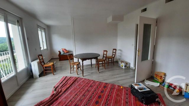 Afficher la photo en grand appartement à vendre - 3 pièces - 80.03 m2 - SOUILLAC - 46 - MIDI-PYRENEES - Century 21 Cabinet Théron