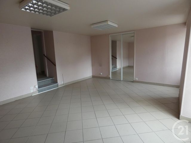 Afficher la photo en grand Appartement à louer - 2 pièces - 39.46 m2 - MARTEL - 46 - MIDI-PYRENEES - Century 21 Cabinet Théron