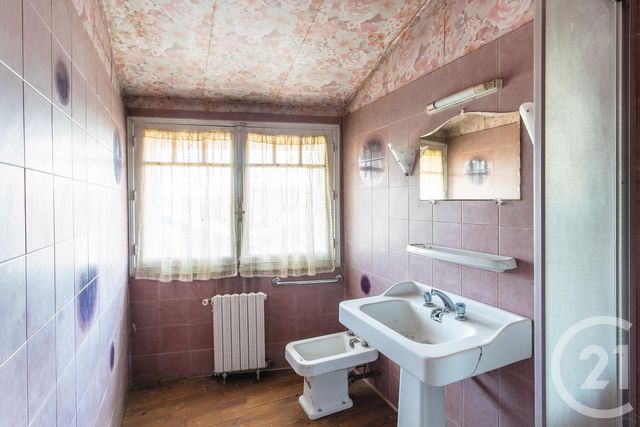 maison à vendre - 7 pièces - 214.39 m2 - SOUILLAC - 46 - MIDI-PYRENEES - Century 21 Cabinet Théron maison à vendre - 7 pièces - 214.39 m2 - SOUILLAC - 46 - MIDI-PYRENEES - Century 21 Cabinet Théron