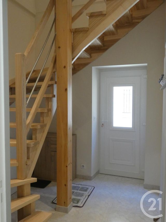 Afficher la photo en grand Appartement T2 à louer - 4 pièces - 83.0 m2 - MARTEL - 46 - MIDI-PYRENEES - Century 21 Cabinet Théron