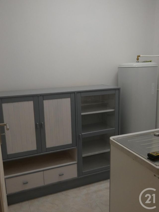 Afficher la photo en grand Appartement T2 à louer - 4 pièces - 83.0 m2 - MARTEL - 46 - MIDI-PYRENEES - Century 21 Cabinet Théron