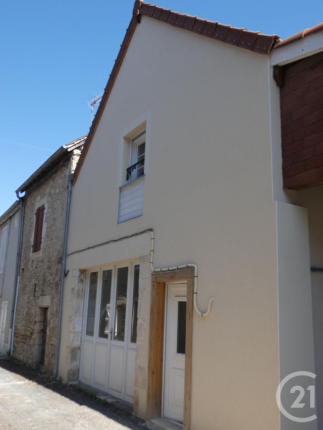 Afficher la photo en grand Appartement T2 à louer - 4 pièces - 83.0 m2 - MARTEL - 46 - MIDI-PYRENEES - Century 21 Cabinet Théron
