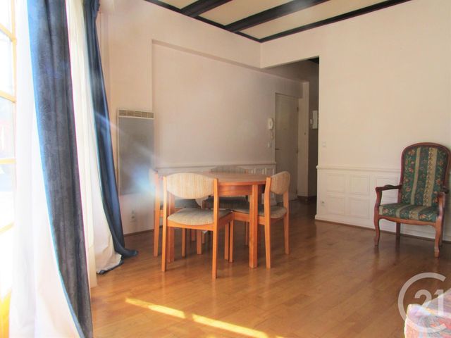 Afficher la photo en grand Appartement F2 à louer - 2 pièces - 38.17 m2 - SOUILLAC - 46 - MIDI-PYRENEES - Century 21 Cabinet Théron