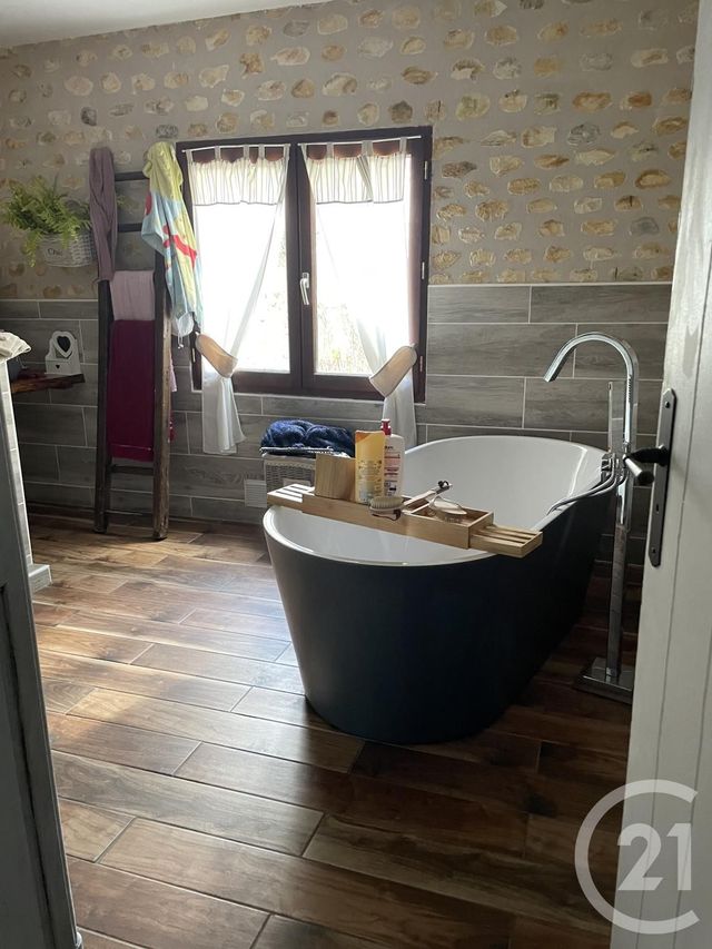 Afficher la photo en grand maison à vendre - 7 pièces - 222.0 m2 - LAMOTHE FENELON - 46 - MIDI-PYRENEES - Century 21 Cabinet Théron