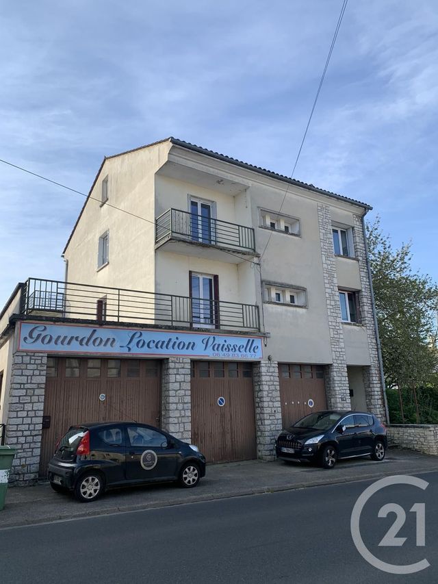 Appartement T4 à louer - 4 pièces - 98.0 m2 - GOURDON - 46 - MIDI-PYRENEES - Century 21 Cabinet Théron