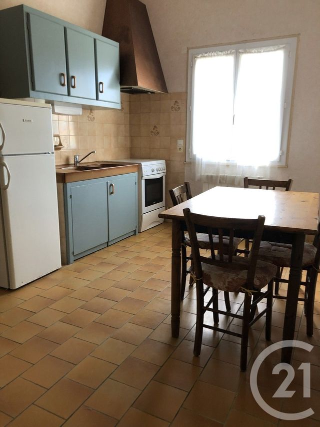Appartement T2 à louer - 2 pièces - 40.0 m2 - SOUILLAC - 46 - MIDI-PYRENEES - Century 21 Cabinet Théron