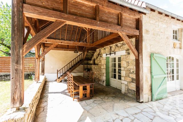 Afficher la photo en grand maison à vendre - 7 pièces - 139.0 m2 - LANZAC - 46 - MIDI-PYRENEES - Century 21 Cabinet Théron