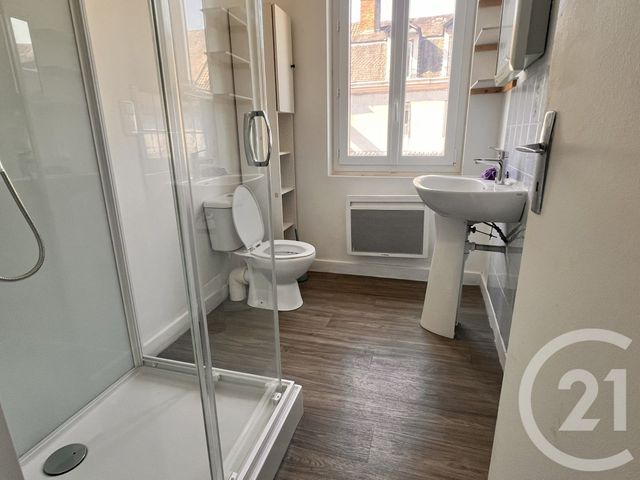 maison à louer - 4 pièces - 81.7 m2 - SOUILLAC - 46 - MIDI-PYRENEES - Century 21 Cabinet Théron