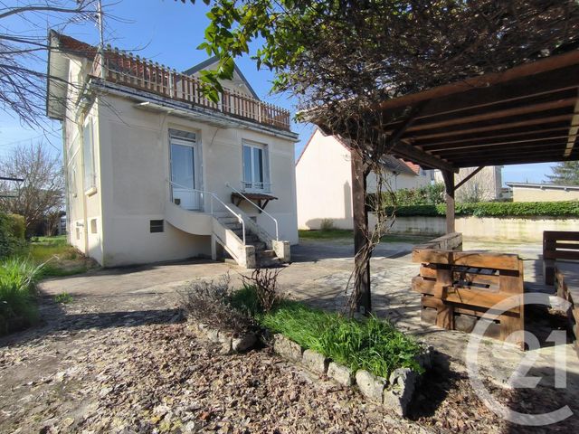 Afficher la photo en grand maison à vendre - 4 pièces - 77.0 m2 - SOUILLAC - 46 - MIDI-PYRENEES - Century 21 Cabinet Théron