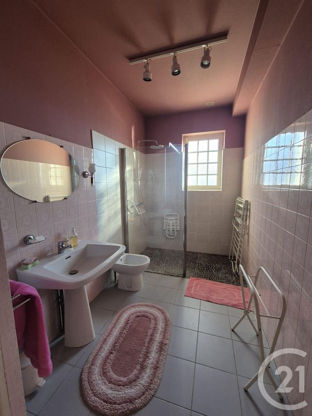 Afficher la photo en grand maison à vendre - 6 pièces - 160.0 m2 - SOUILLAC - 46 - MIDI-PYRENEES - Century 21 Cabinet Théron