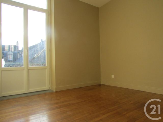 Appartement à louer - 2 pièces - 28.16 m2 - SOUILLAC - 46 - MIDI-PYRENEES - Century 21 Cabinet Théron