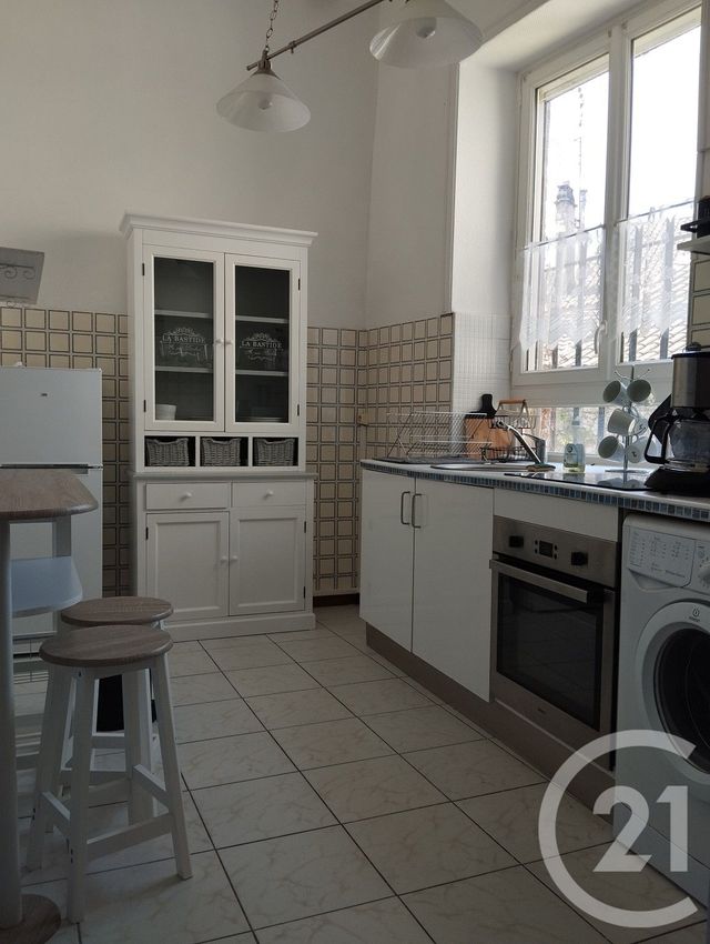 Appartement T4 à louer - 4 pièces - 103.07 m2 - SOUILLAC - 46 - MIDI-PYRENEES - Century 21 Cabinet Théron