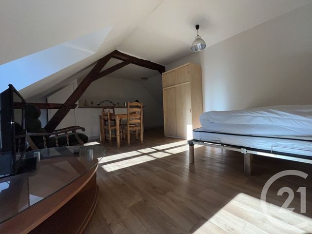 Appartement Studio à louer - 1 pièce - 22.64 m2 - SOUILLAC - 46 - MIDI-PYRENEES - Century 21 Cabinet Théron