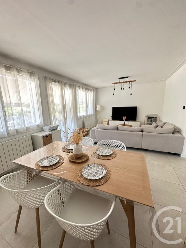 Afficher la photo en grand maison à vendre - 5 pièces - 120.0 m2 - SOUILLAC - 46 - MIDI-PYRENEES - Century 21 Cabinet Théron