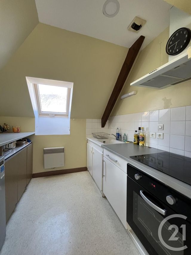 Appartement T2 à louer - 2 pièces - 38.8 m2 - SOUILLAC - 46 - MIDI-PYRENEES - Century 21 Cabinet Théron