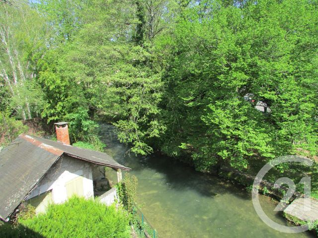 Appartement T3 à louer - 3 pièces - 84.74 m2 - SOUILLAC - 46 - MIDI-PYRENEES - Century 21 Cabinet Théron