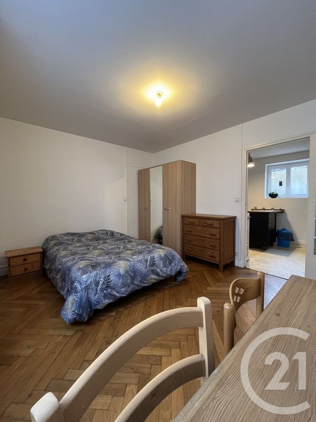 Appartement T2 à louer - 2 pièces - 29.55 m2 - SOUILLAC - 46 - MIDI-PYRENEES - Century 21 Cabinet Théron