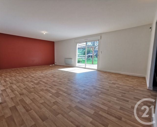 maison à louer - 5 pièces - 142.5 m2 - SALVIAC - 46 - MIDI-PYRENEES - Century 21 Cabinet Théron