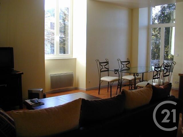 Appartement T3 à louer - 3 pièces - 69.35 m2 - SOUILLAC - 46 - MIDI-PYRENEES - Century 21 Cabinet Théron