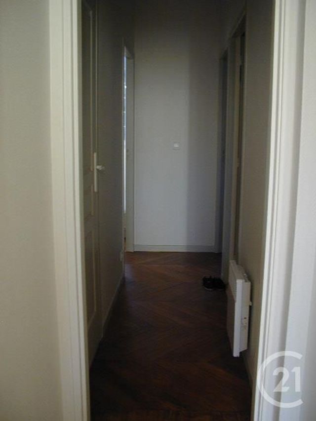 Appartement T3 à louer - 3 pièces - 69.35 m2 - SOUILLAC - 46 - MIDI-PYRENEES - Century 21 Cabinet Théron