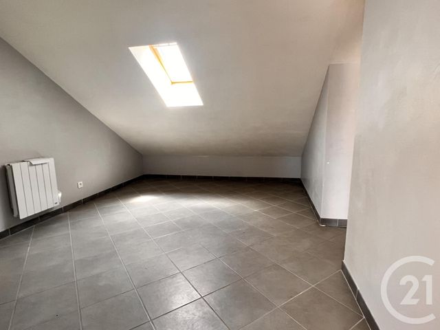 Appartement F3 à louer - 3 pièces - 48.9 m2 - CREYSSE - 46 - MIDI-PYRENEES - Century 21 Cabinet Théron