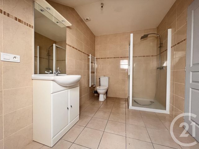 Appartement F3 à louer - 3 pièces - 48.9 m2 - CREYSSE - 46 - MIDI-PYRENEES - Century 21 Cabinet Théron