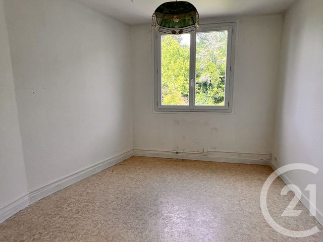 Appartement F3 à vendre - 4 pièces - 60.0 m2 - SOUILLAC - 46 - MIDI-PYRENEES - Century 21 Cabinet Théron