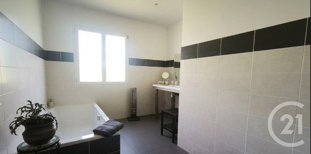 maison à vendre - 5 pièces - 166.48 m2 - LACHAPELLE AUZAC - 46 - MIDI-PYRENEES - Century 21 Cabinet Théron