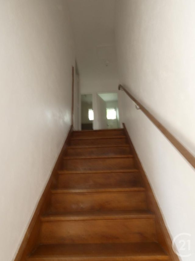 maison à louer - 4 pièces - 61.0 m2 - SOUILLAC - 46 - MIDI-PYRENEES - Century 21 Cabinet Théron