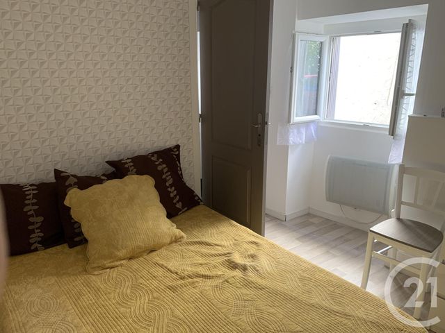 Appartement Studio à louer - 2 pièces - 42.0 m2 - SOUILLAC - 46 - MIDI-PYRENEES - Century 21 Cabinet Théron