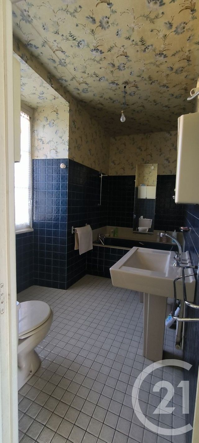 maison à vendre - 3 pièces - 166.1 m2 - CRESSENSAC - 46 - MIDI-PYRENEES - Century 21 Cabinet Théron