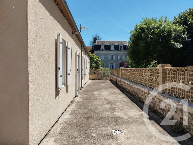 maison à louer - 2 pièces - 68.56 m2 - SOUILLAC - 46 - MIDI-PYRENEES - Century 21 Cabinet Théron