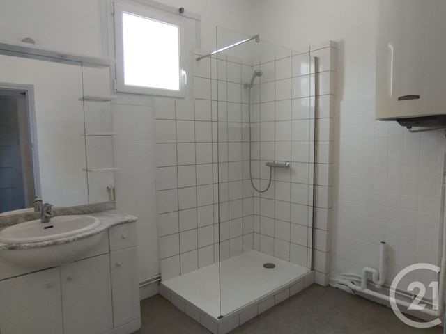 maison à louer - 2 pièces - 68.56 m2 - SOUILLAC - 46 - MIDI-PYRENEES - Century 21 Cabinet Théron