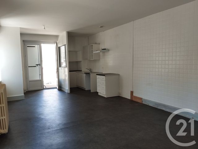 maison à louer - 2 pièces - 68.56 m2 - SOUILLAC - 46 - MIDI-PYRENEES - Century 21 Cabinet Théron