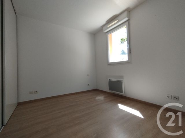 Appartement T2 à louer - 2 pièces - 36.32 m2 - GOURDON - 46 - MIDI-PYRENEES - Century 21 Cabinet Théron