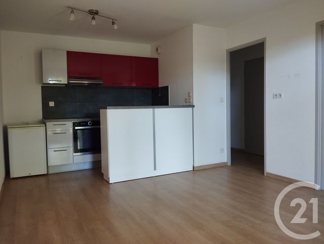 Appartement T2 à louer - 2 pièces - 36.32 m2 - GOURDON - 46 - MIDI-PYRENEES - Century 21 Cabinet Théron