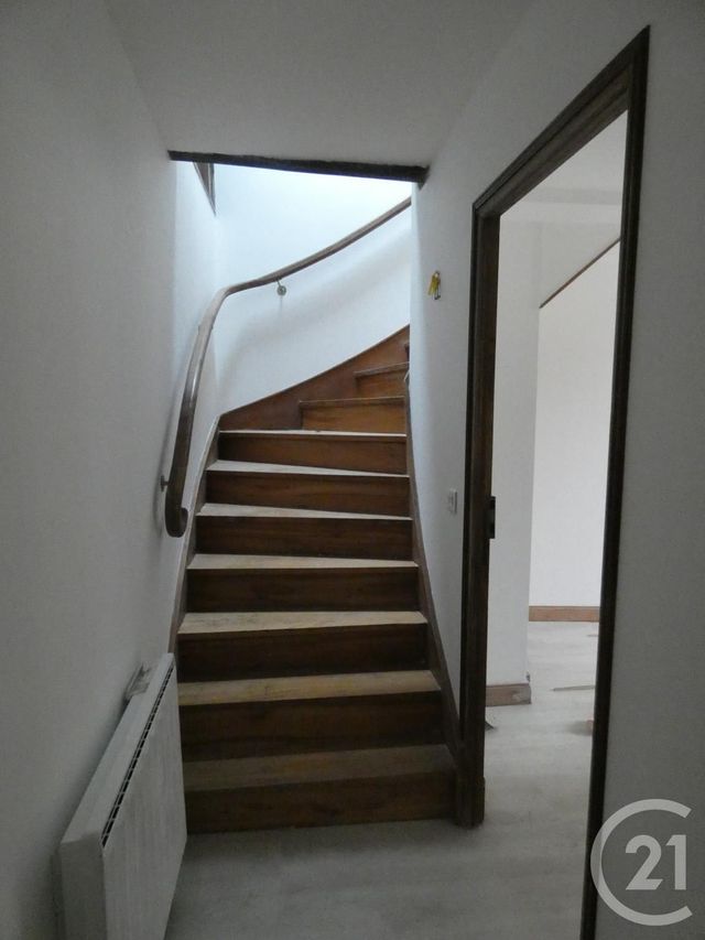 Appartement F4 à louer - 4 pièces - 90.0 m2 - SOUILLAC - 46 - MIDI-PYRENEES - Century 21 Cabinet Théron