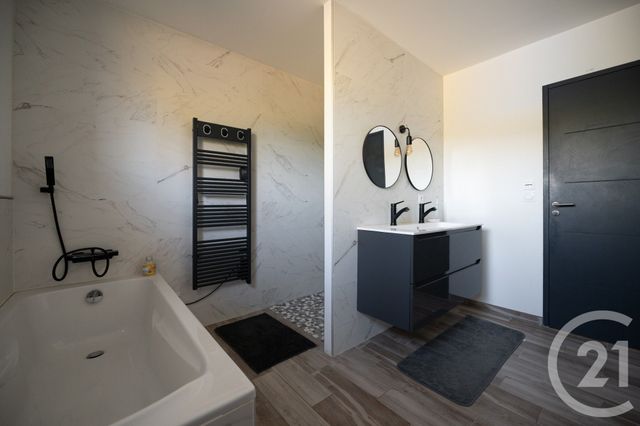 maison à vendre - 5 pièces - 169.0 m2 - LANZAC - 46 - MIDI-PYRENEES - Century 21 Cabinet Théron