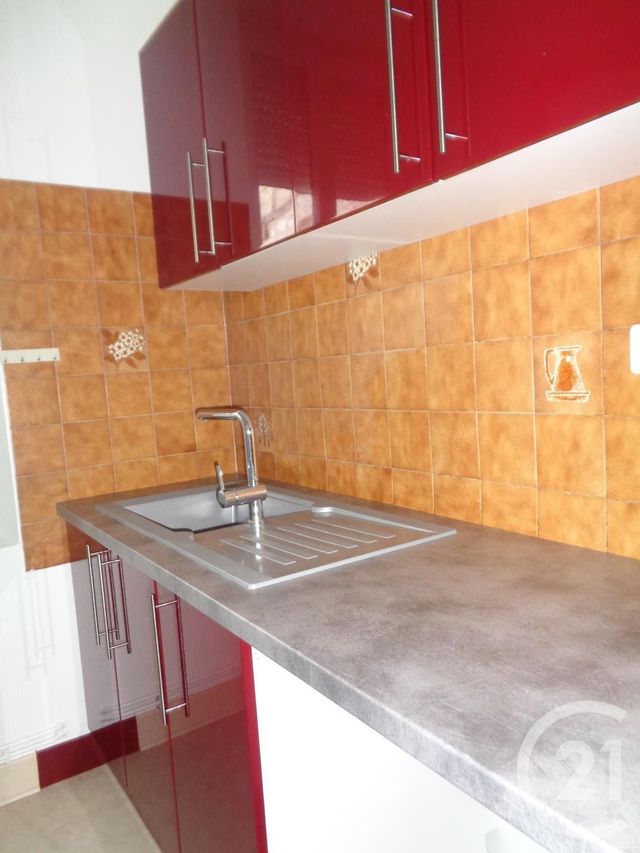Appartement à louer - 2 pièces - 43.15 m2 - SOUILLAC - 46 - MIDI-PYRENEES - Century 21 Cabinet Théron