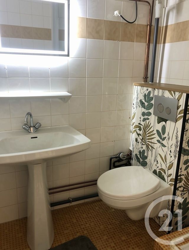 Appartement F1 à louer - 1 pièce - 17.93 m2 - SOUILLAC - 46 - MIDI-PYRENEES - Century 21 Cabinet Théron