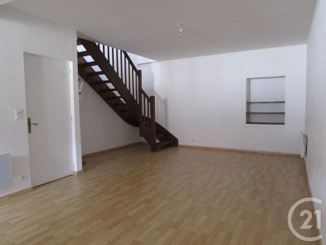 Appartement à louer - 3 pièces - 72.0 m2 - SOUILLAC - 46 - MIDI-PYRENEES - Century 21 Cabinet Théron