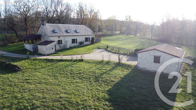 maison à vendre - 5 pièces - 105.0 m2 - SALIGNAC EYVIGUES - 24 - AQUITAINE - Century 21 Cabinet Théron